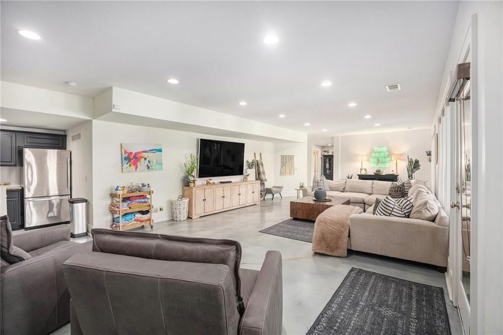9418 W 161st Terrace — photo 35