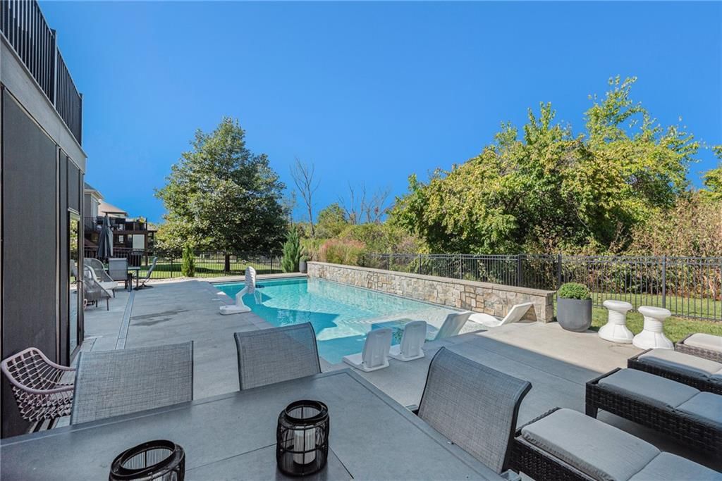 9418 W 161st Terrace — photo 47
