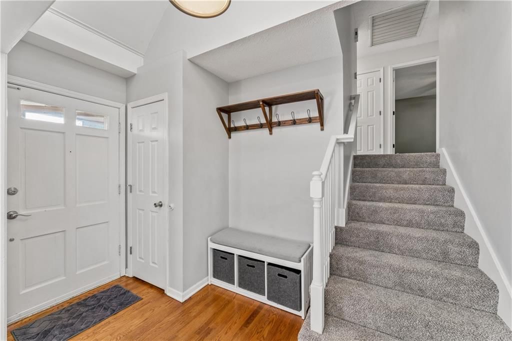 5124 Spring Avenue — photo 5