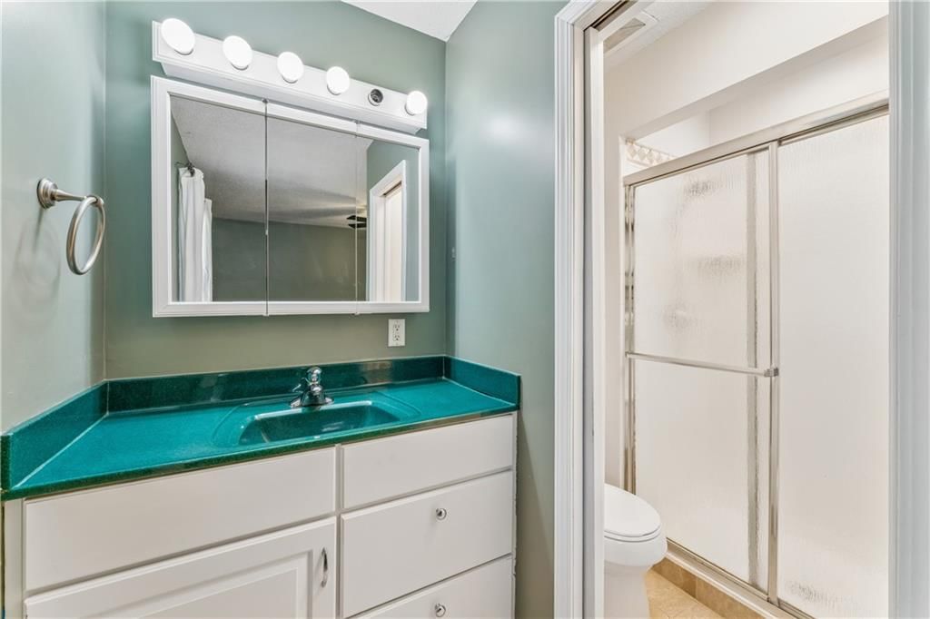 5124 Spring Avenue — photo 23