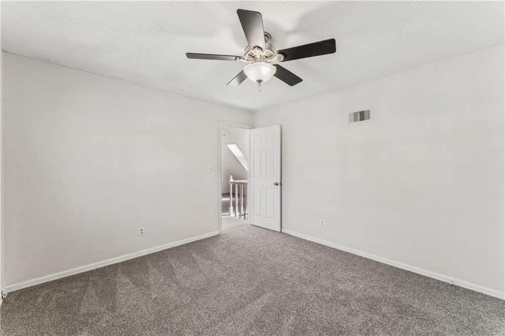5124 Spring Avenue — photo 33