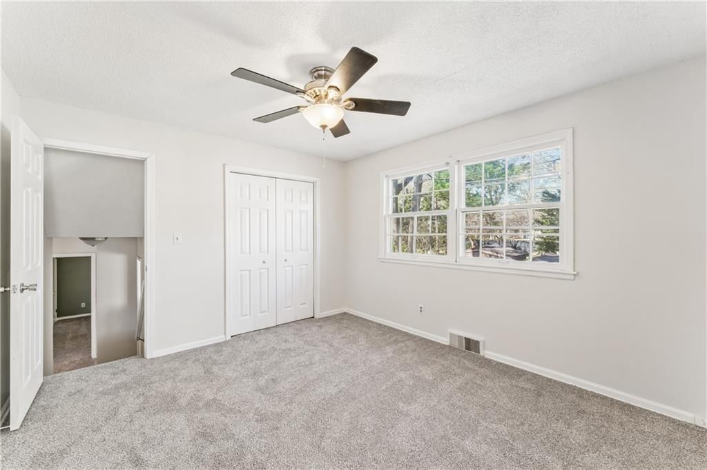 5124 Spring Avenue — photo 35
