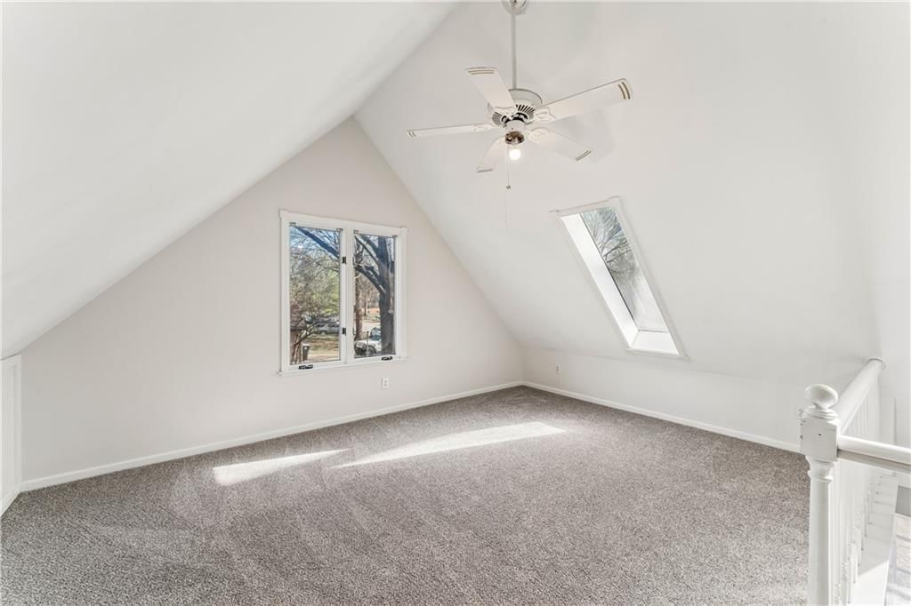 5124 Spring Avenue — photo 36