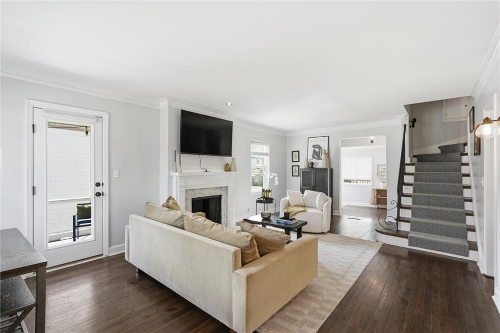1233 W 72nd Street — photo 4