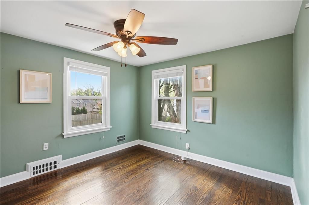 1233 W 72nd Street — photo 29