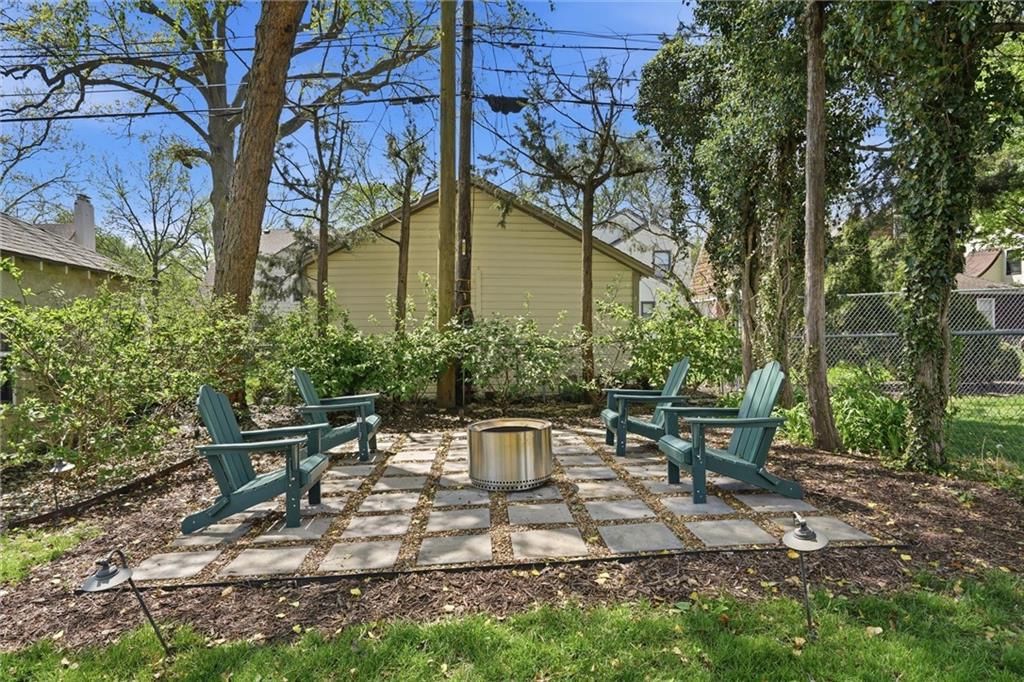 1233 W 72nd Street — photo 38
