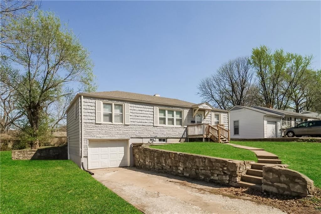 5317 Ralston Avenue — photo 2