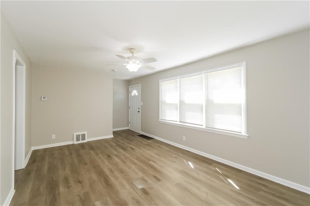 5317 Ralston Avenue — photo 5