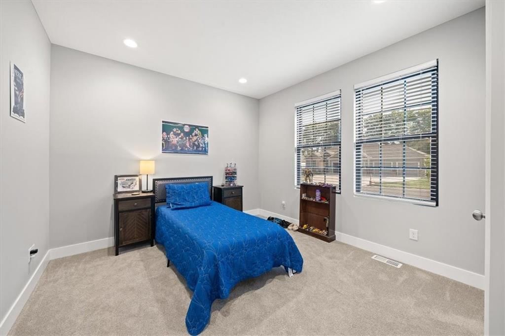 408 NW Rust Court — photo 30