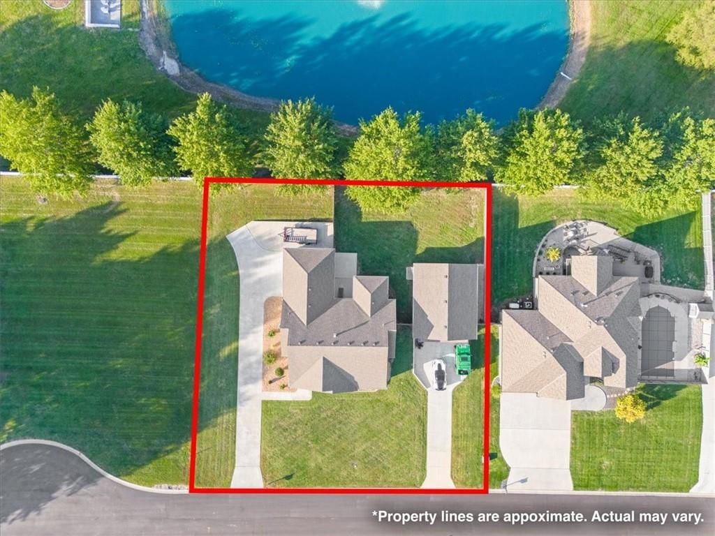408 NW Rust Court — photo 52