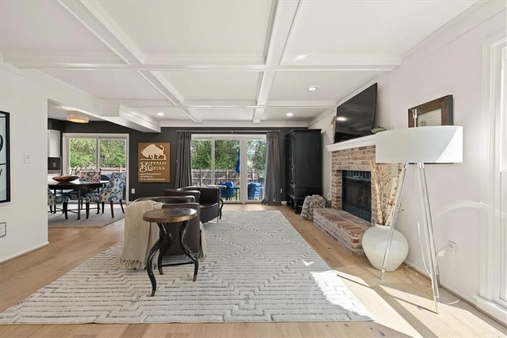 6236 W 121ST Street — photo 4
