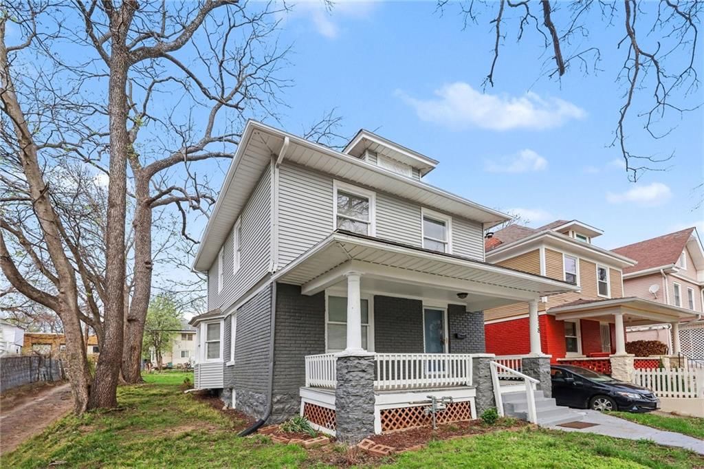 1118 MONROE Avenue — photo 3