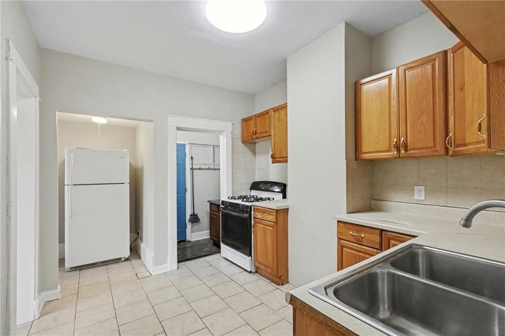 1118 MONROE Avenue — photo 13