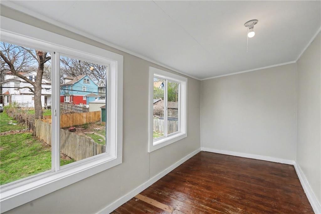 1118 MONROE Avenue — photo 18