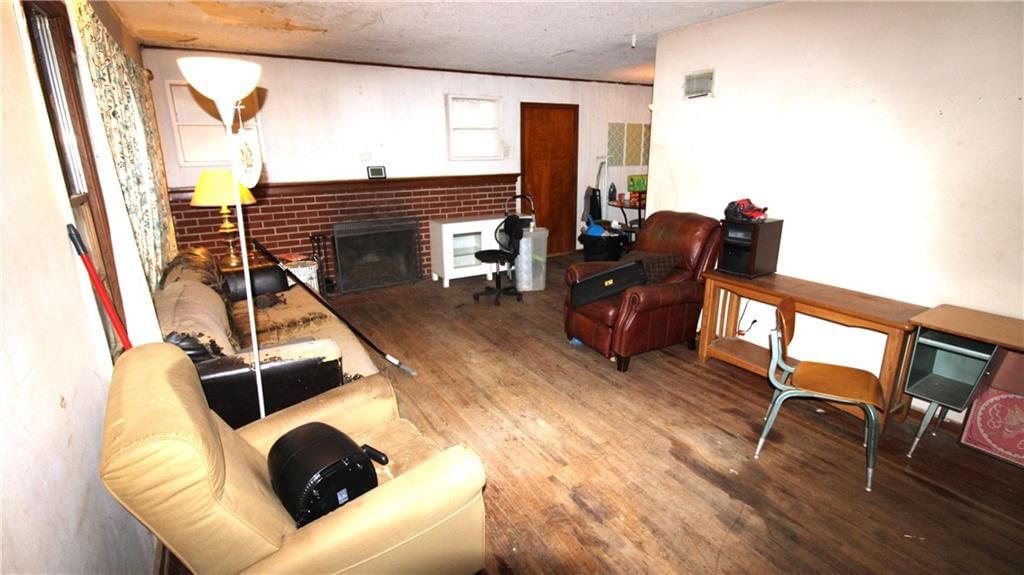 6809 W 72 Terrace — photo 3