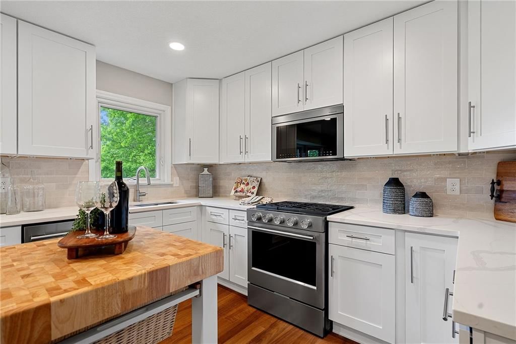 12461 W 154th Terrace — photo 9