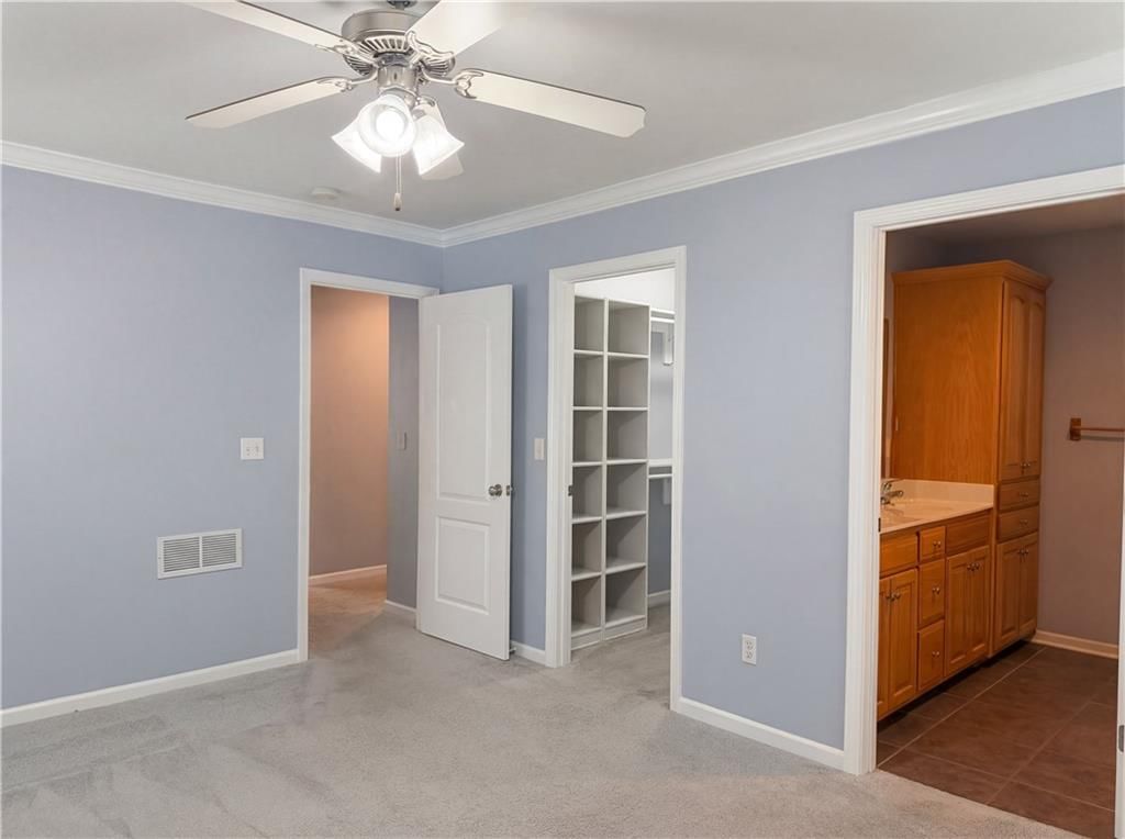 101 Trinity Circle — photo 4