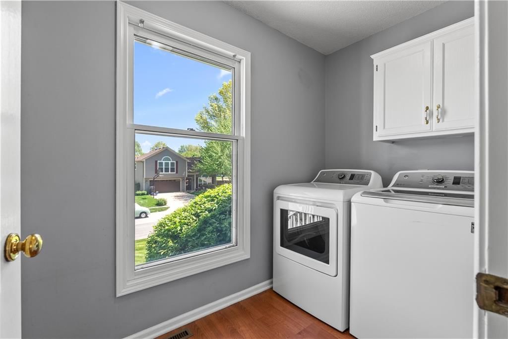 608 SE Shiloh Drive — photo 9