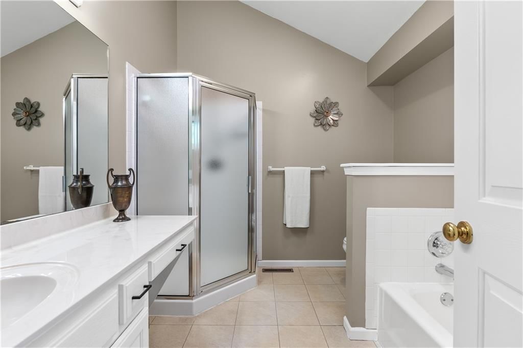 608 SE Shiloh Drive — photo 11