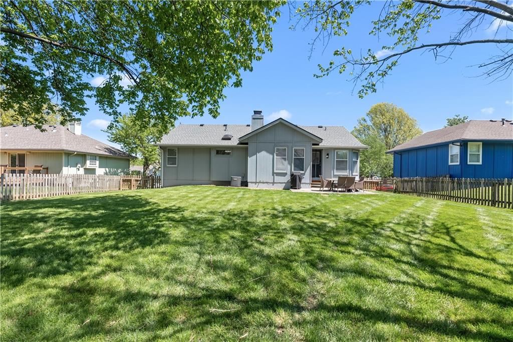 608 SE Shiloh Drive — photo 22