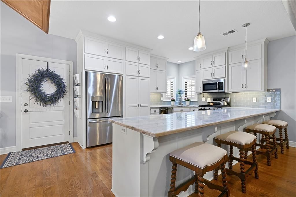 14761 Meadow Lane — photo 4