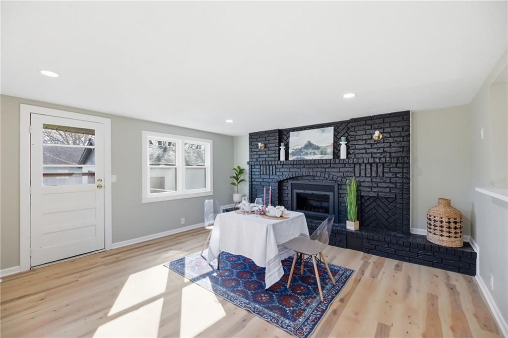 401 W Main Street — photo 11