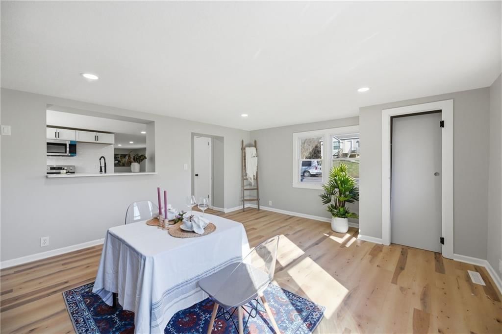 401 W Main Street — photo 13
