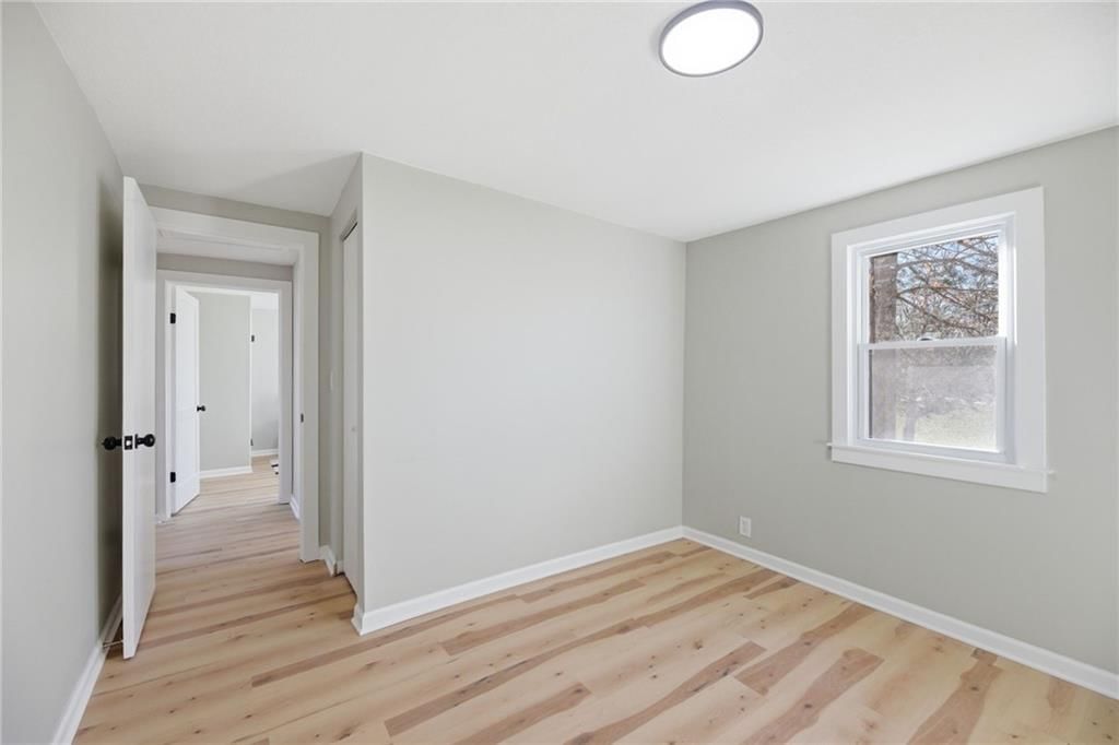 401 W Main Street — photo 19