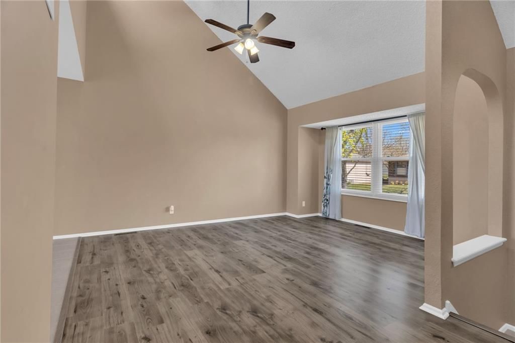 12828 S Sycamore Street — photo 4