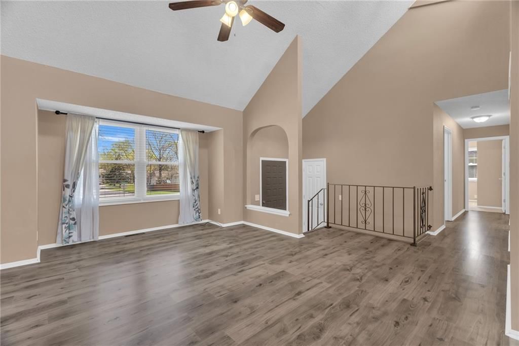 12828 S Sycamore Street — photo 7