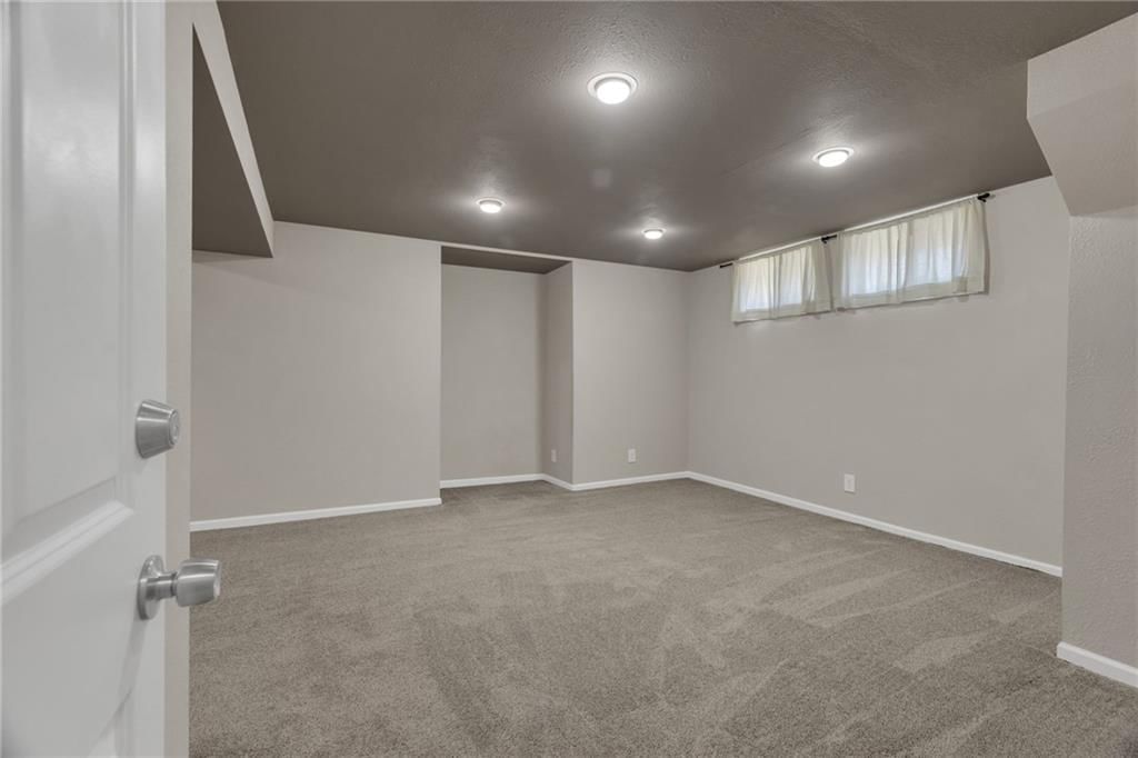 12828 S Sycamore Street — photo 20