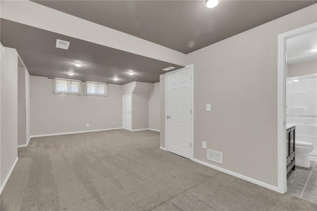 12828 S Sycamore Street — photo 22