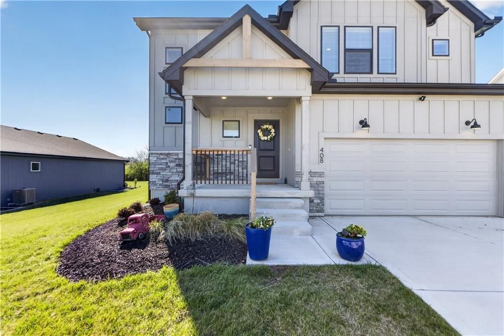 408 Woodview Drive — photo 2