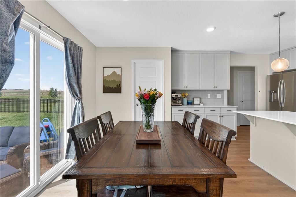 408 Woodview Drive — photo 6