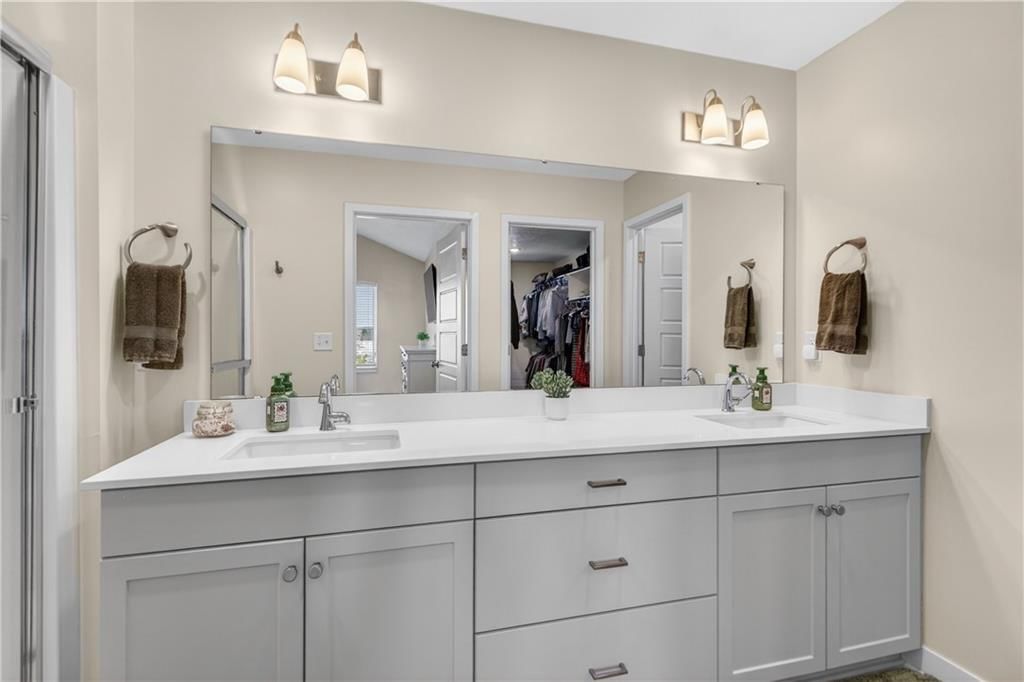 408 Woodview Drive — photo 22