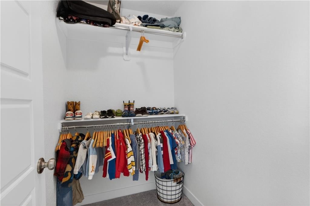 408 Woodview Drive — photo 29