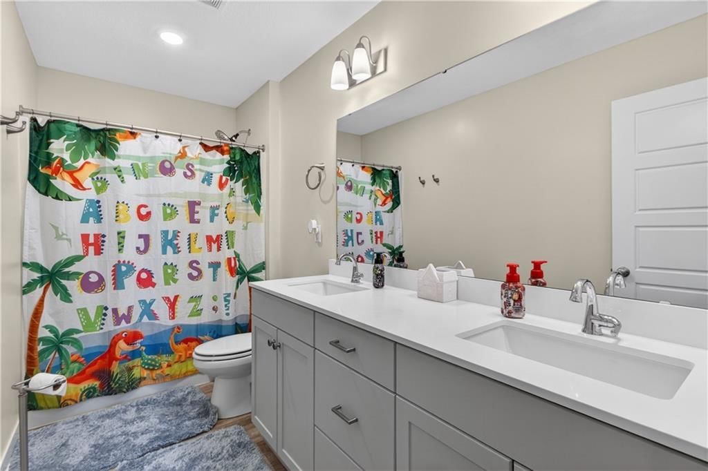 408 Woodview Drive — photo 34