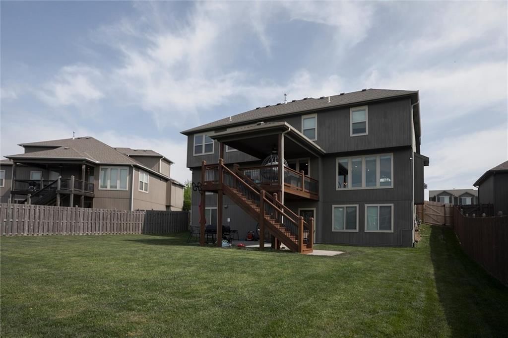 1521 SW Cross Creek Drive — photo 5