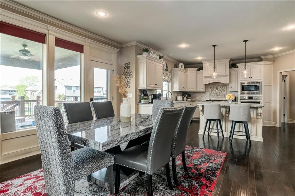 1521 SW Cross Creek Drive — photo 10