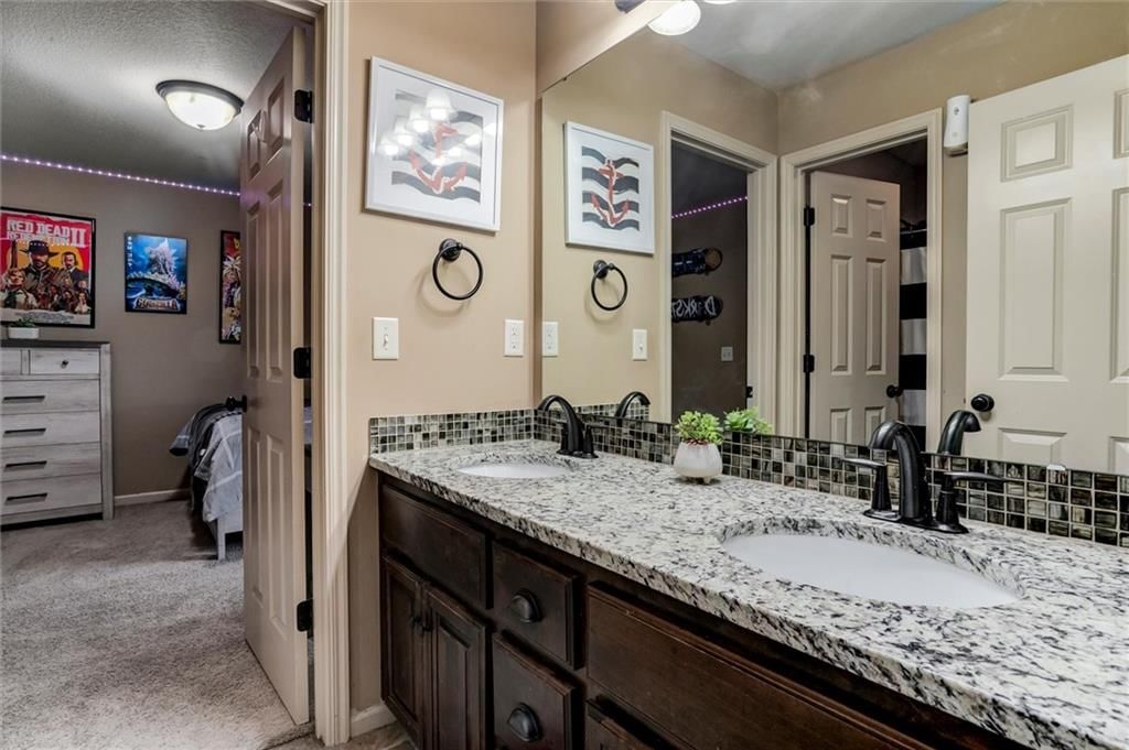 1521 SW Cross Creek Drive — photo 27