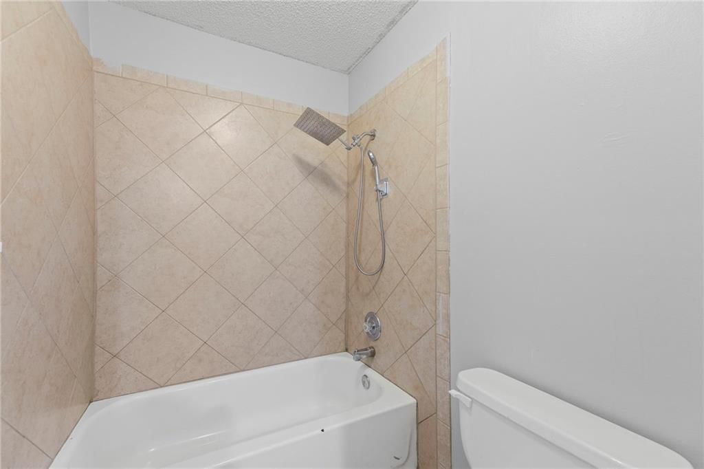 15915 S Avalon Street — photo 26