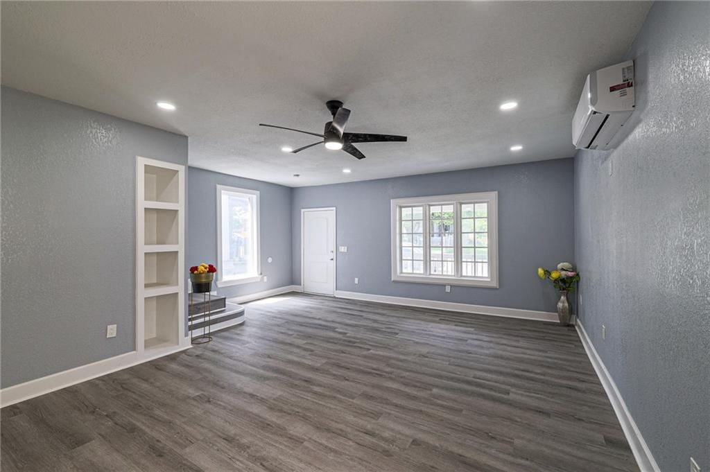 2517 Montgall Avenue — photo 5