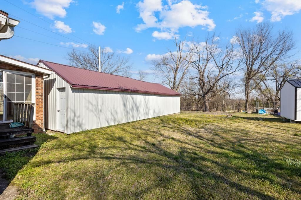 1015 E Pine Street — photo 17