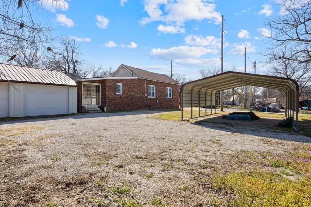1015 E Pine Street — photo 19