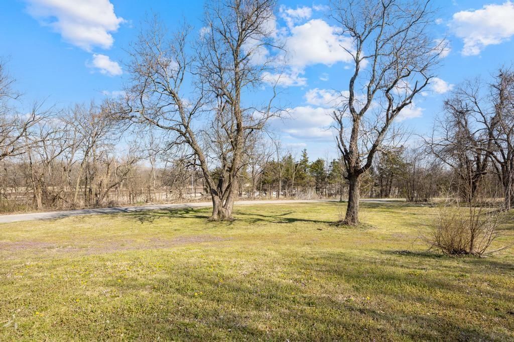 1015 E Pine Street — photo 21