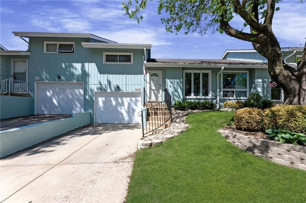 6525 W 49th Street, Mission, KS