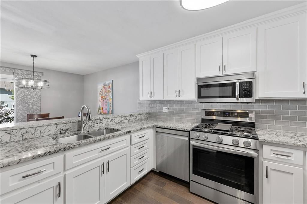 6525 W 49th Street — photo 8