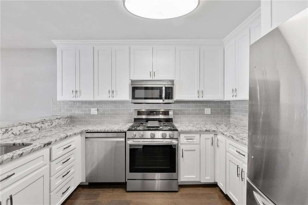 6525 W 49th Street — photo 9