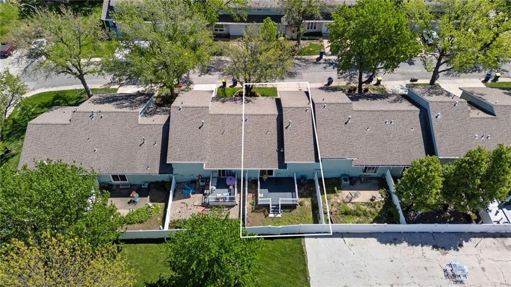 6525 W 49th Street — photo 36
