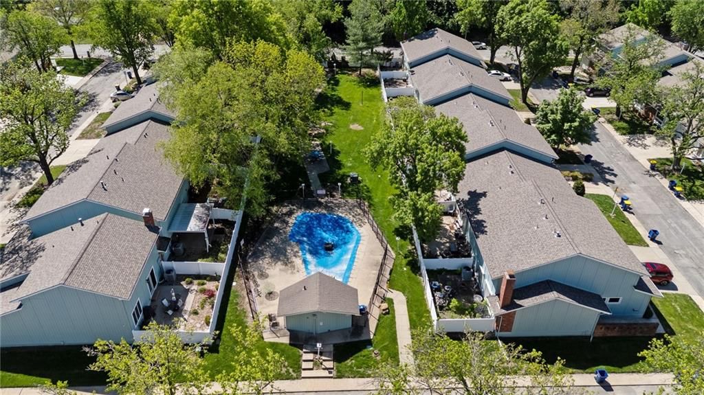 6525 W 49th Street — photo 37